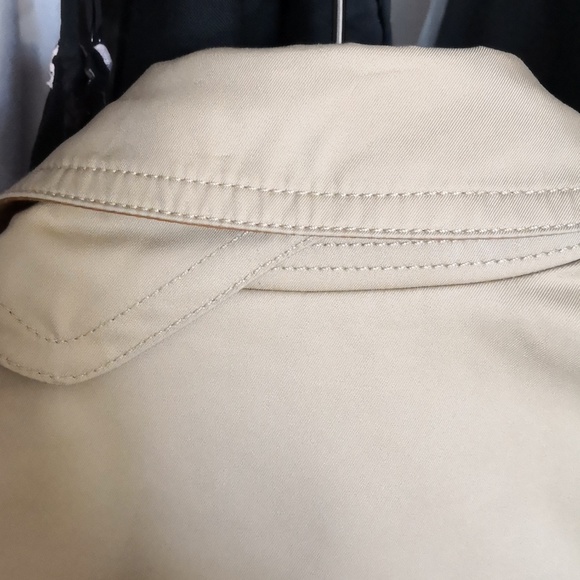 Coach petite trench coat exclusive to Asian market - Picture 7 of 8